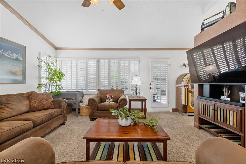 1494 Carriagedale, Las Vegas, NV 89110