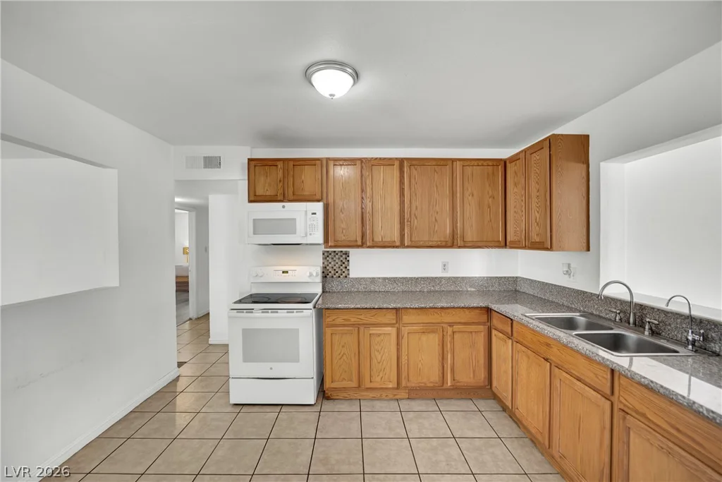 4201 San Bernardino, Las Vegas, NV 89102