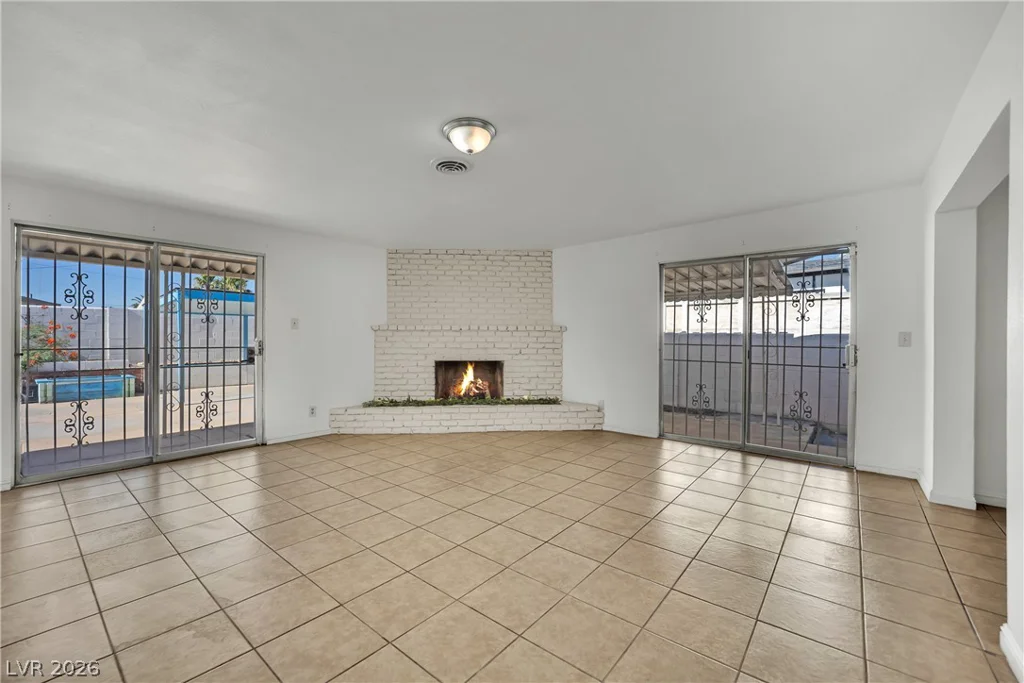 4201 San Bernardino, Las Vegas, NV 89102