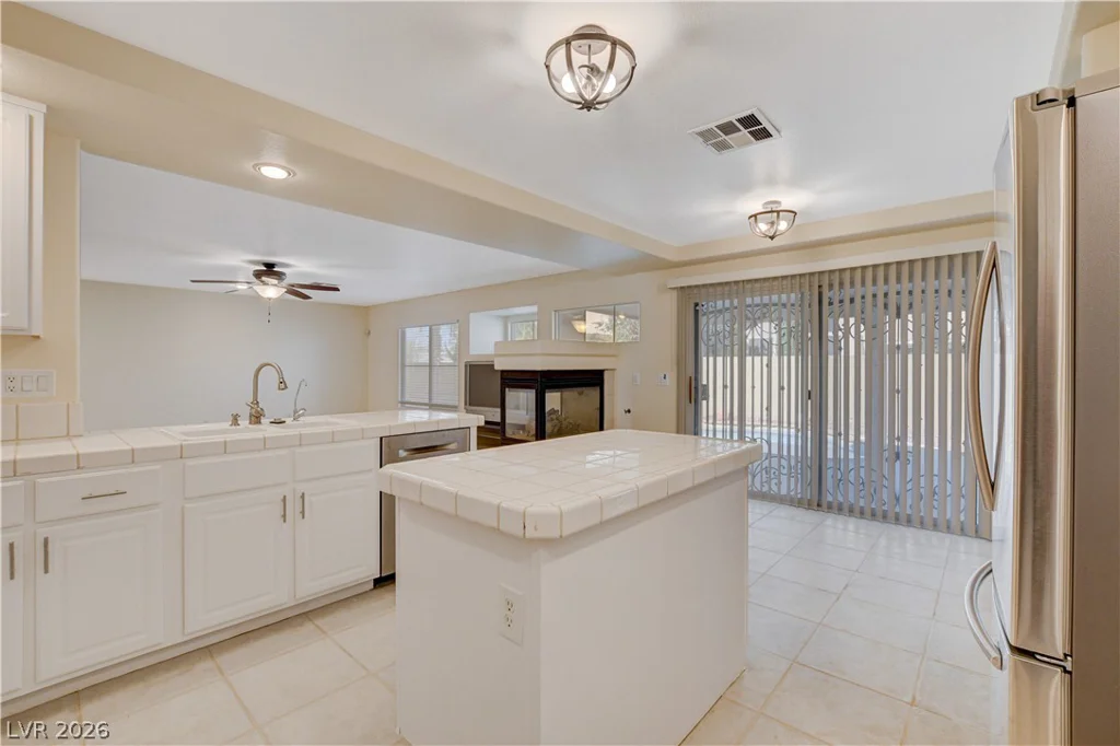 432 Staghorn Pass, Las Vegas, NV 89183
