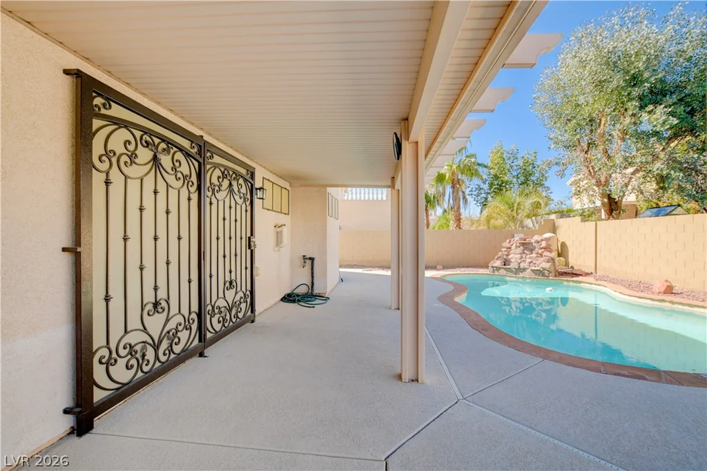 432 Staghorn Pass, Las Vegas, NV 89183