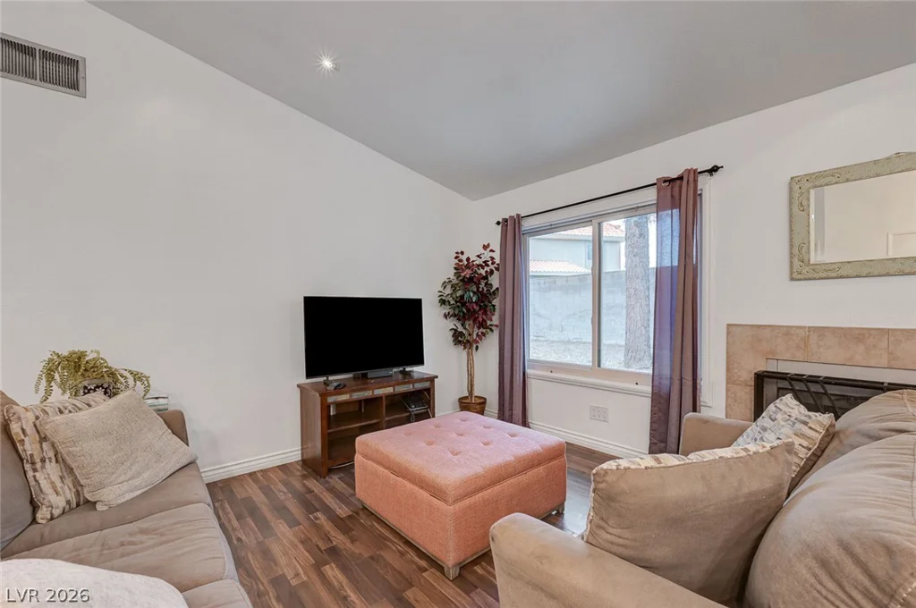 9616 Kinlock, Las Vegas, NV 89117