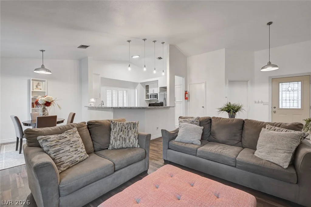 9616 Kinlock, Las Vegas, NV 89117