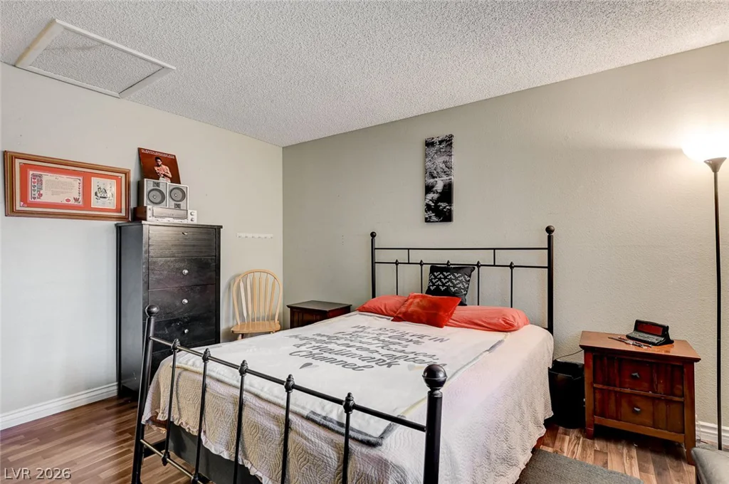 9616 Kinlock, Las Vegas, NV 89117