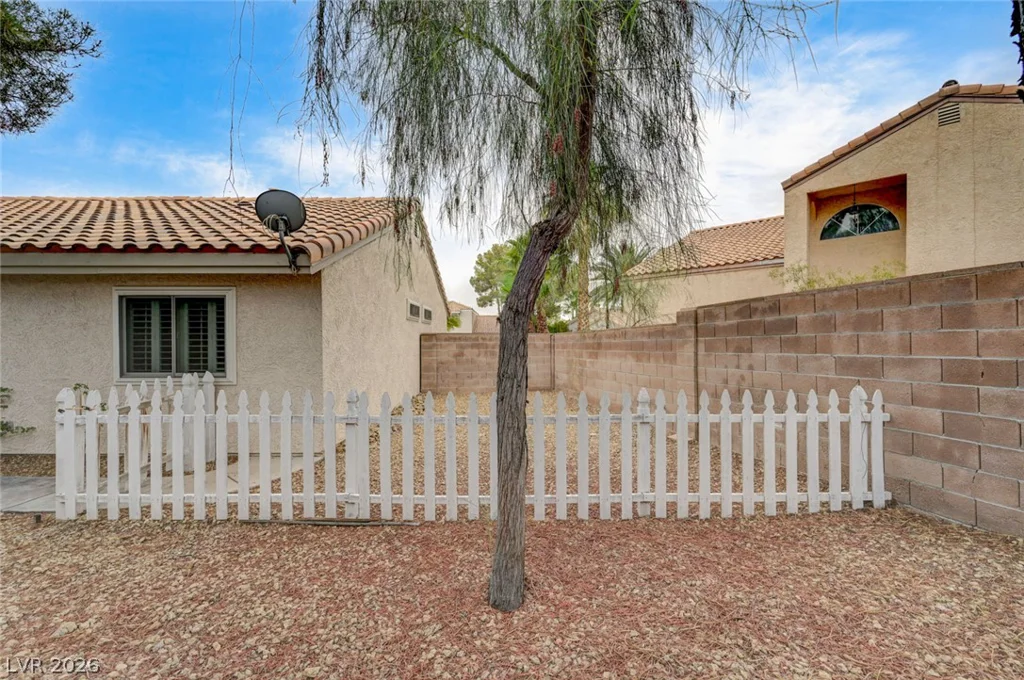 9616 Kinlock, Las Vegas, NV 89117