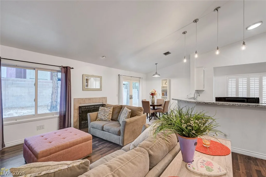 9616 Kinlock, Las Vegas, NV 89117