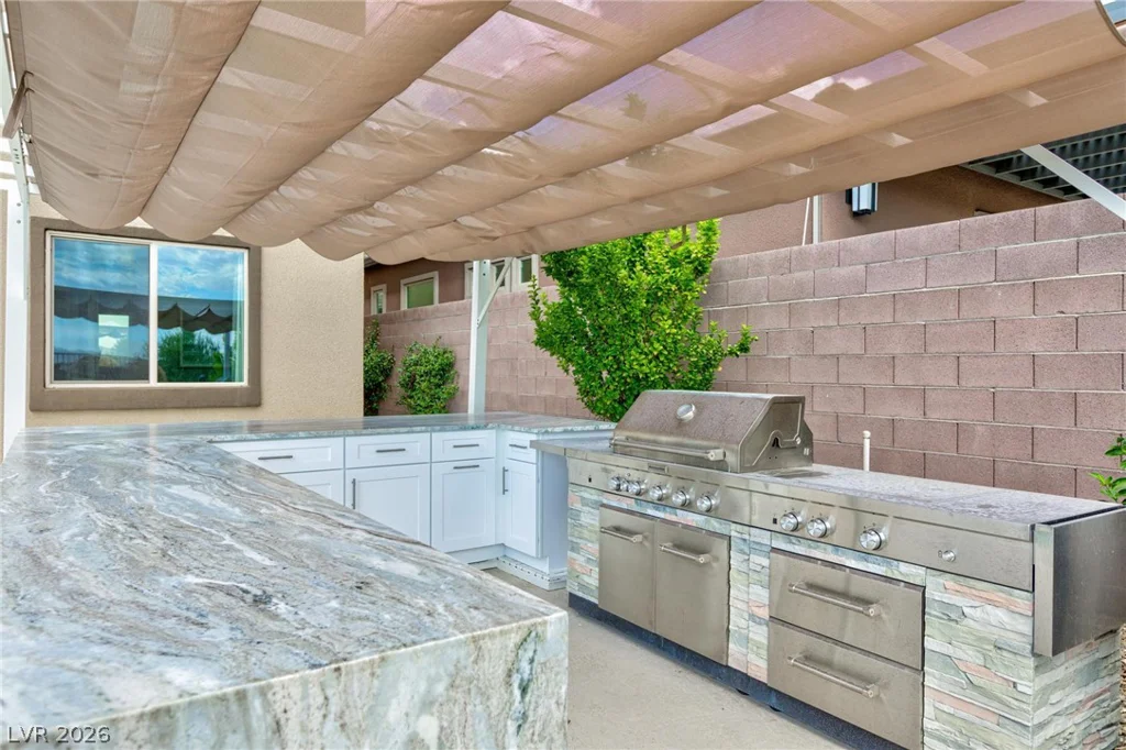 2153 King Crest, Henderson, NV 89052