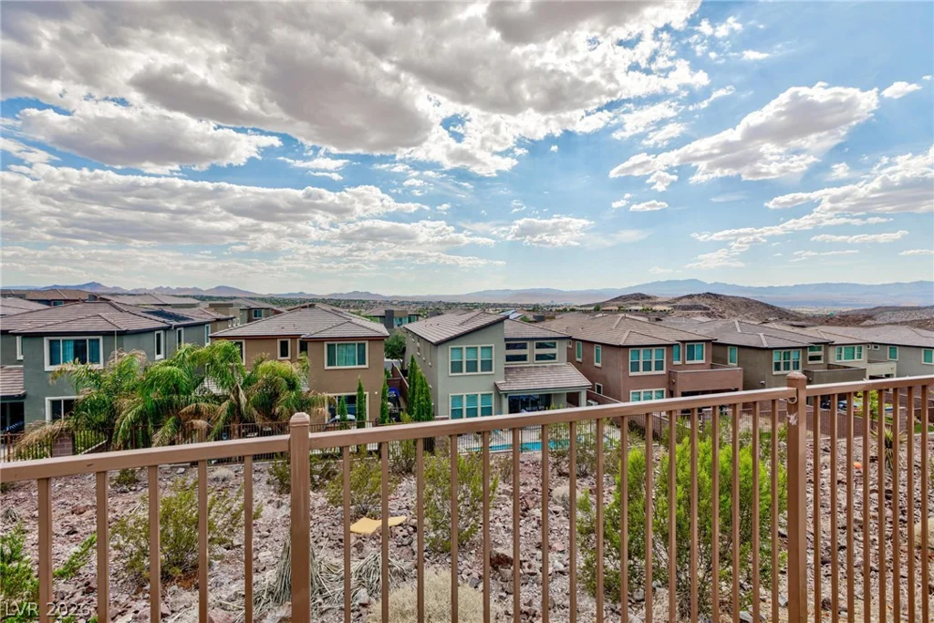 2153 King Crest, Henderson, NV 89052