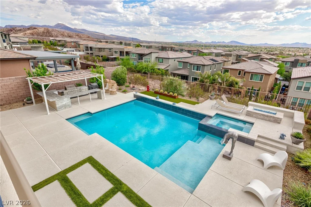 2153 King Crest, Henderson, NV 89052