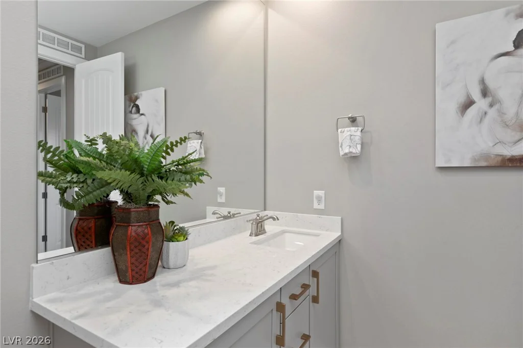 2153 King Crest, Henderson, NV 89052