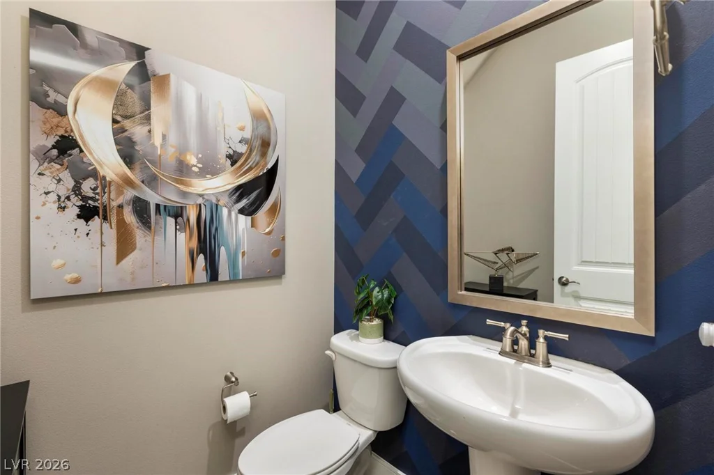 2153 King Crest, Henderson, NV 89052