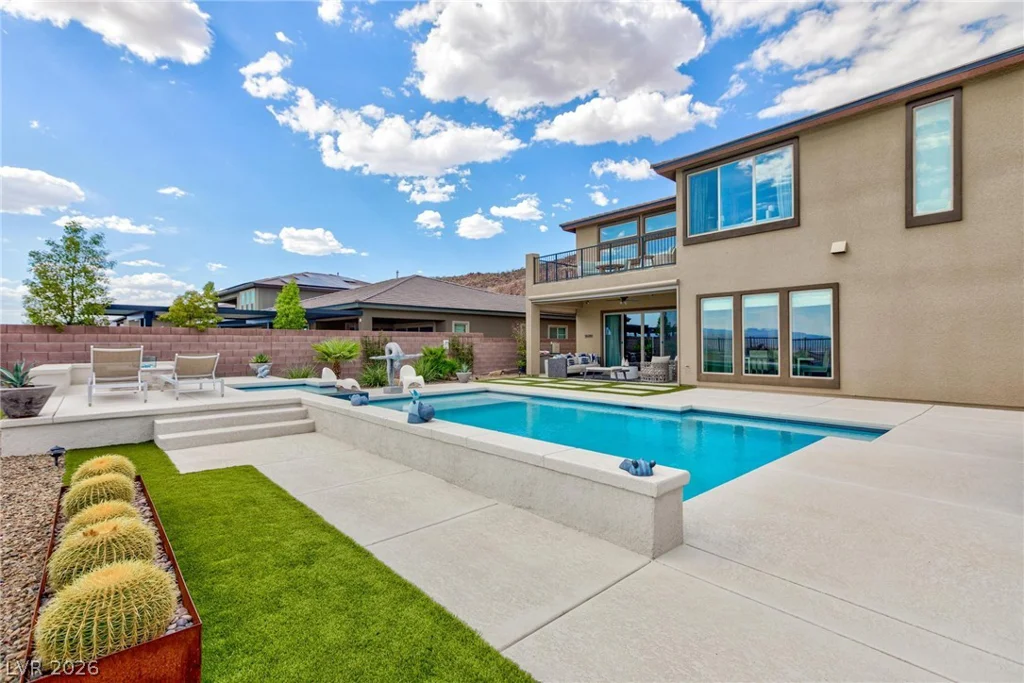 2153 King Crest, Henderson, NV 89052