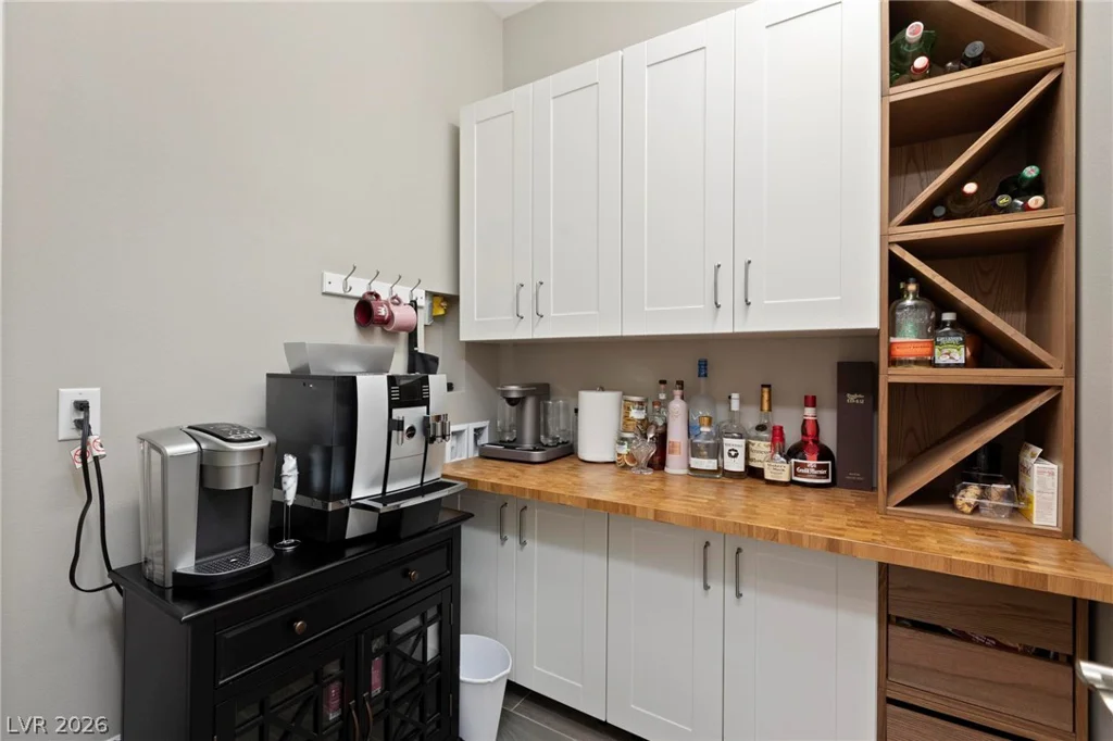 2153 King Crest, Henderson, NV 89052
