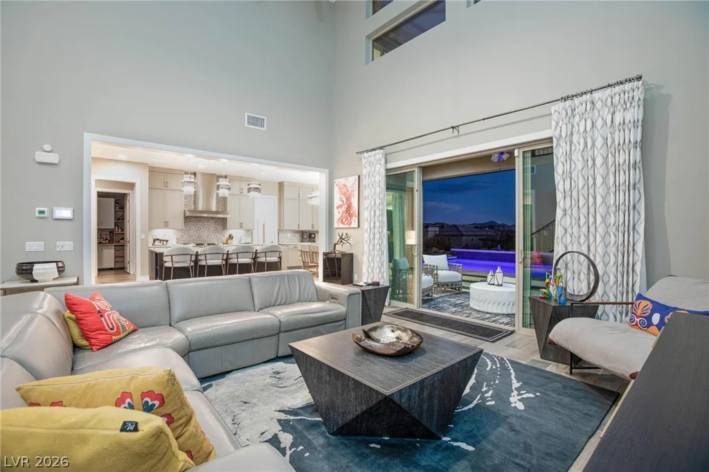 2153 King Crest, Henderson, NV 89052