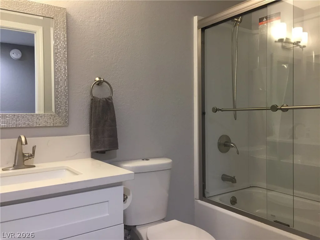 201 Mission Laguna, Las Vegas, NV 89107