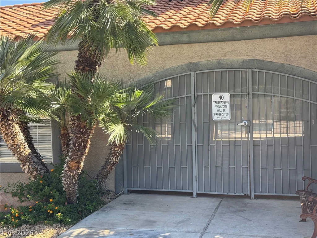 201 Mission Laguna, Las Vegas, NV 89107