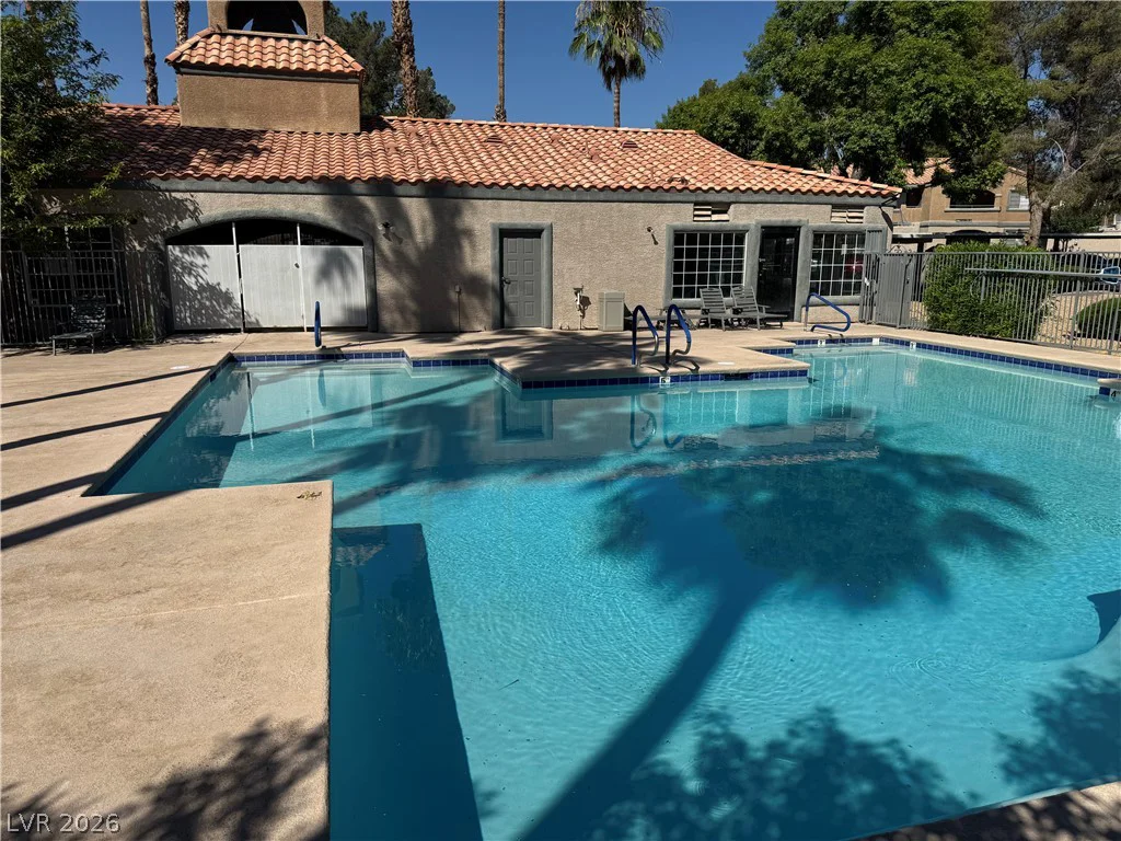 201 Mission Laguna, Las Vegas, NV 89107