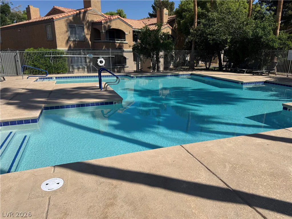 201 Mission Laguna, Las Vegas, NV 89107