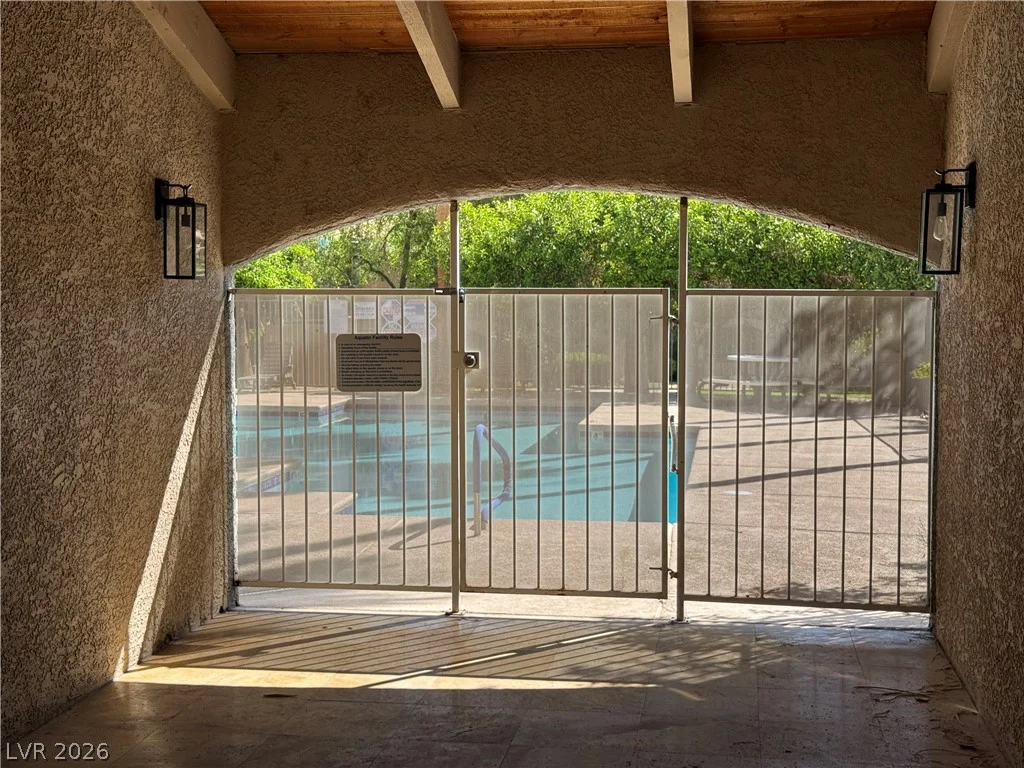 201 Mission Laguna, Las Vegas, NV 89107