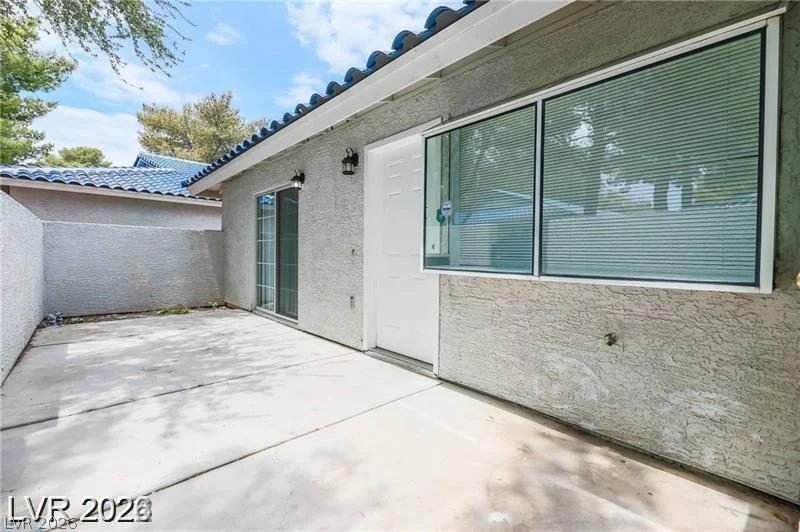 2117 Chertsey, Las Vegas, NV 89108