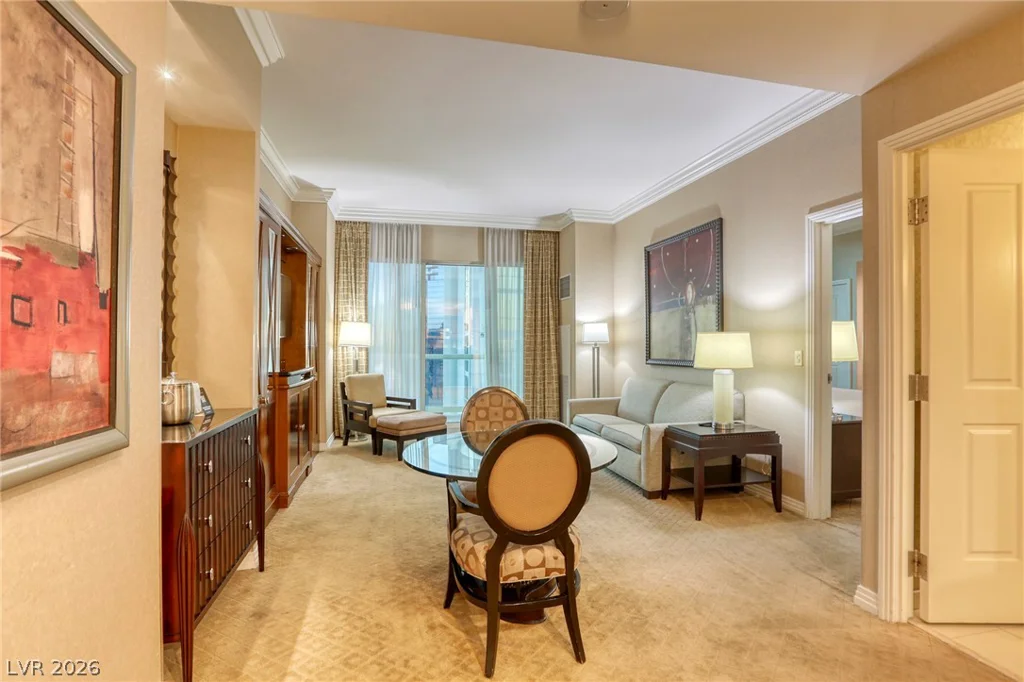 135 Harmon, Las Vegas, NV 89109