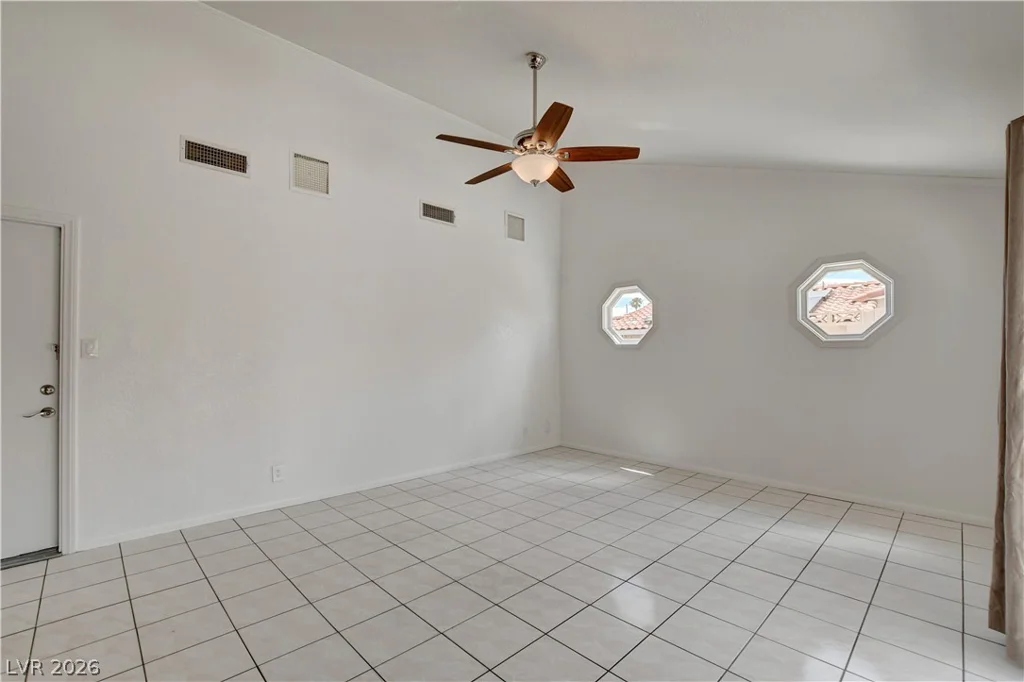 4009 Camas, Las Vegas, NV 89103