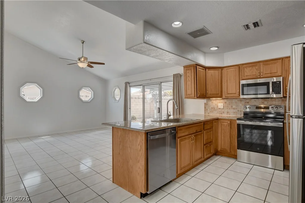 4009 Camas, Las Vegas, NV 89103