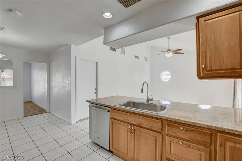 4009 Camas, Las Vegas, NV 89103