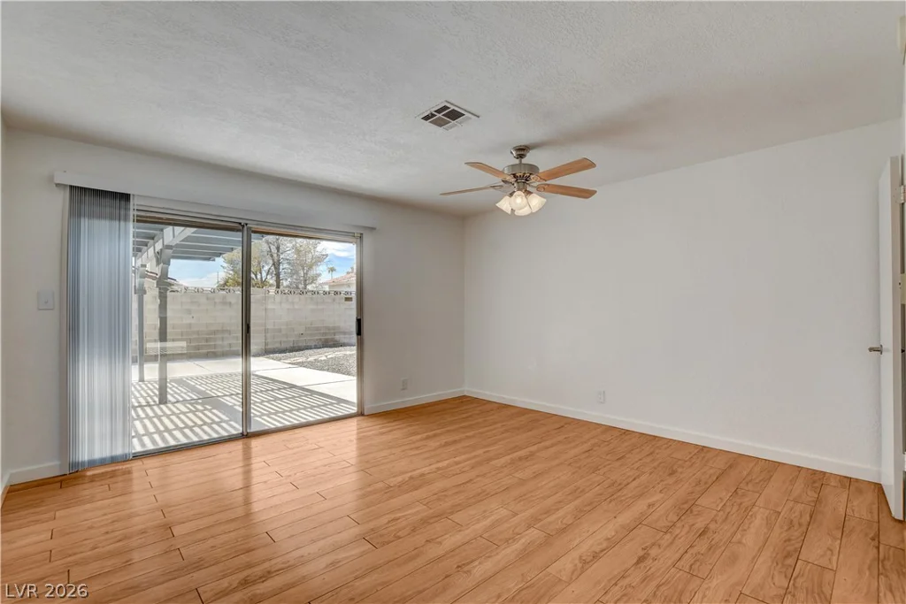 4009 Camas, Las Vegas, NV 89103