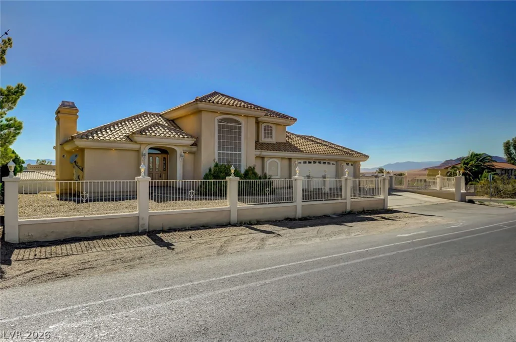 640 Racetrack, Henderson, NV 89015
