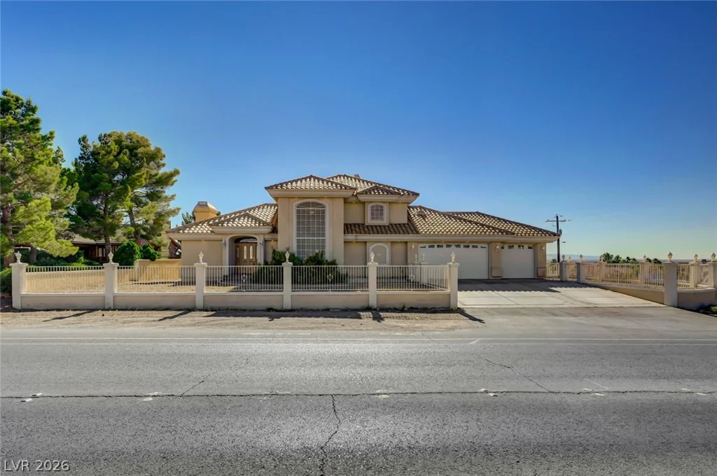 640 Racetrack, Henderson, NV 89015