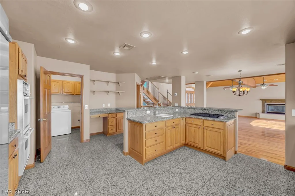 640 Racetrack, Henderson, NV 89015