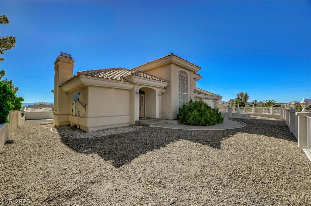640 Racetrack, Henderson, NV 89015