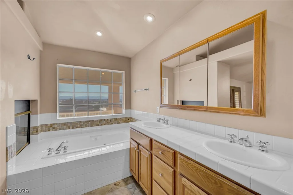 640 Racetrack, Henderson, NV 89015