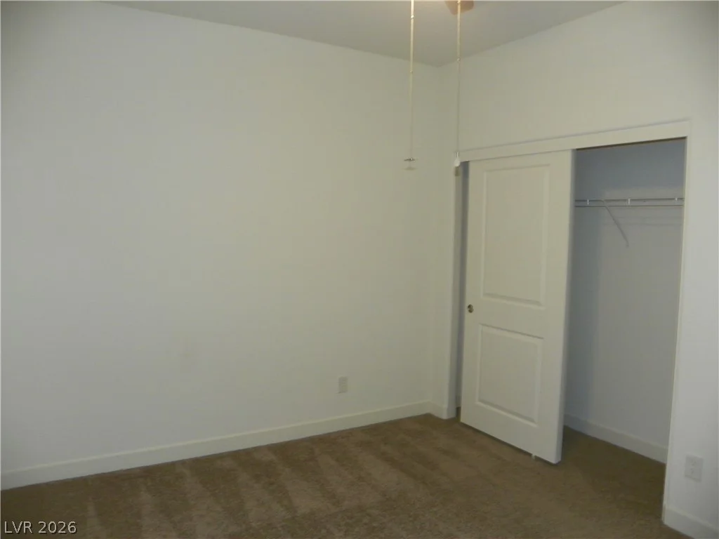 10117 Cliff Barrel, Las Vegas, NV 89141