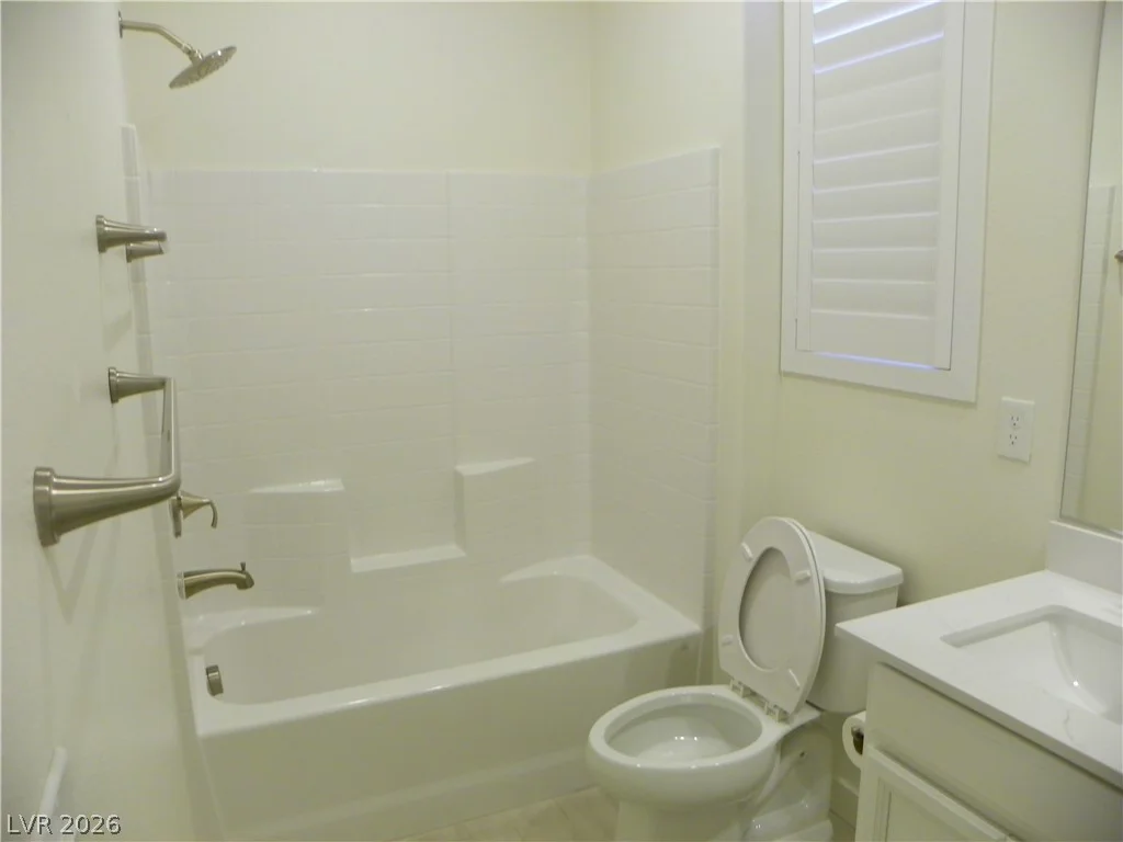 10117 Cliff Barrel, Las Vegas, NV 89141