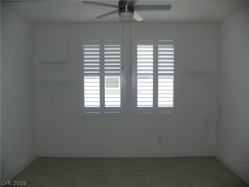 10117 Cliff Barrel, Las Vegas, NV 89141