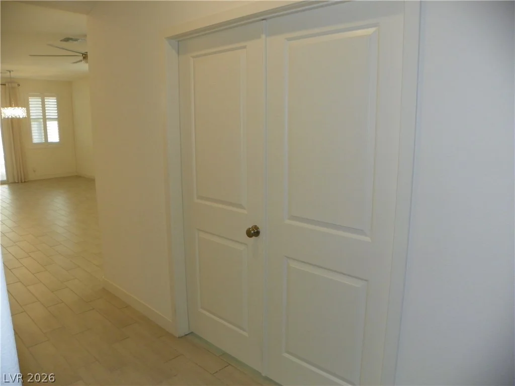 10117 Cliff Barrel, Las Vegas, NV 89141