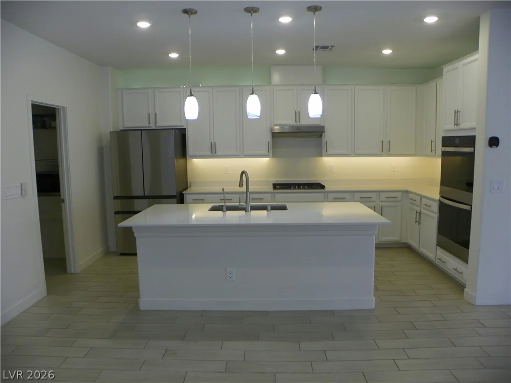10117 Cliff Barrel, Las Vegas, NV 89141