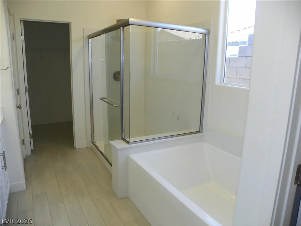 10117 Cliff Barrel, Las Vegas, NV 89141