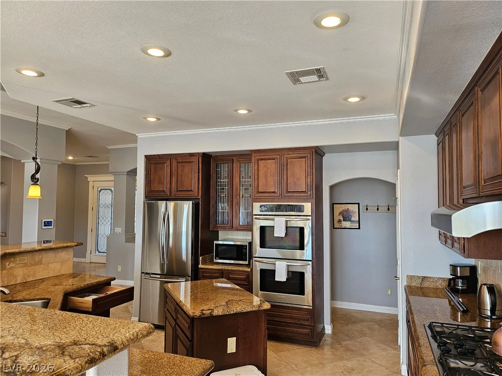 209 Irvin, Las Vegas, NV 89183