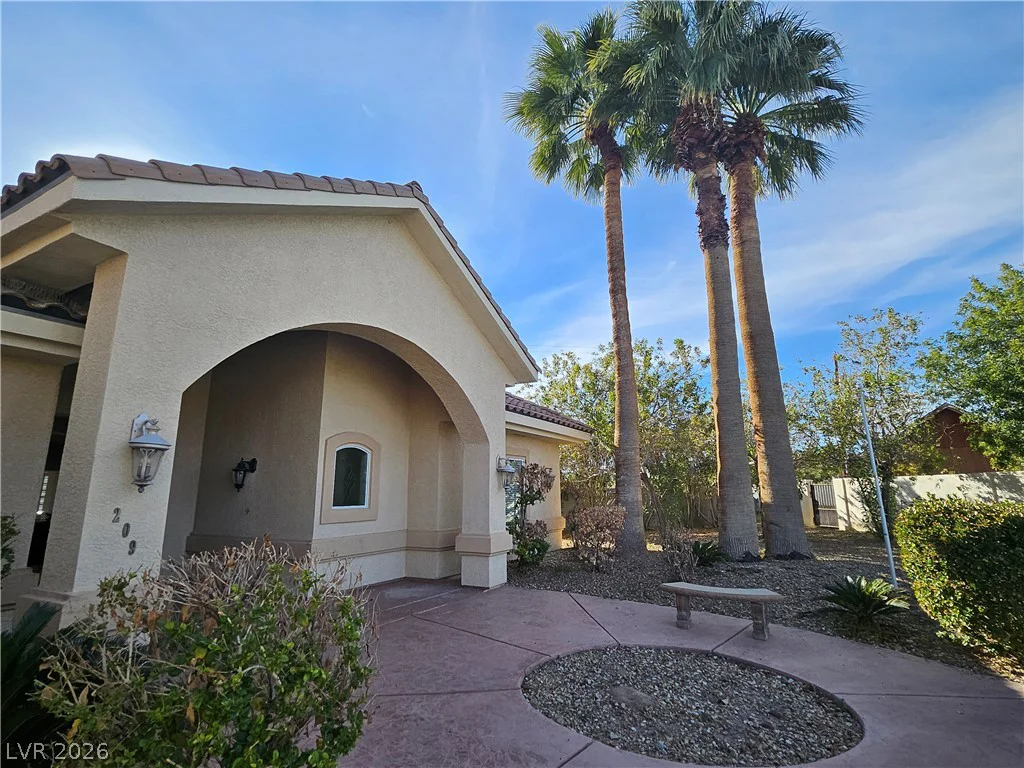 209 Irvin, Las Vegas, NV 89183