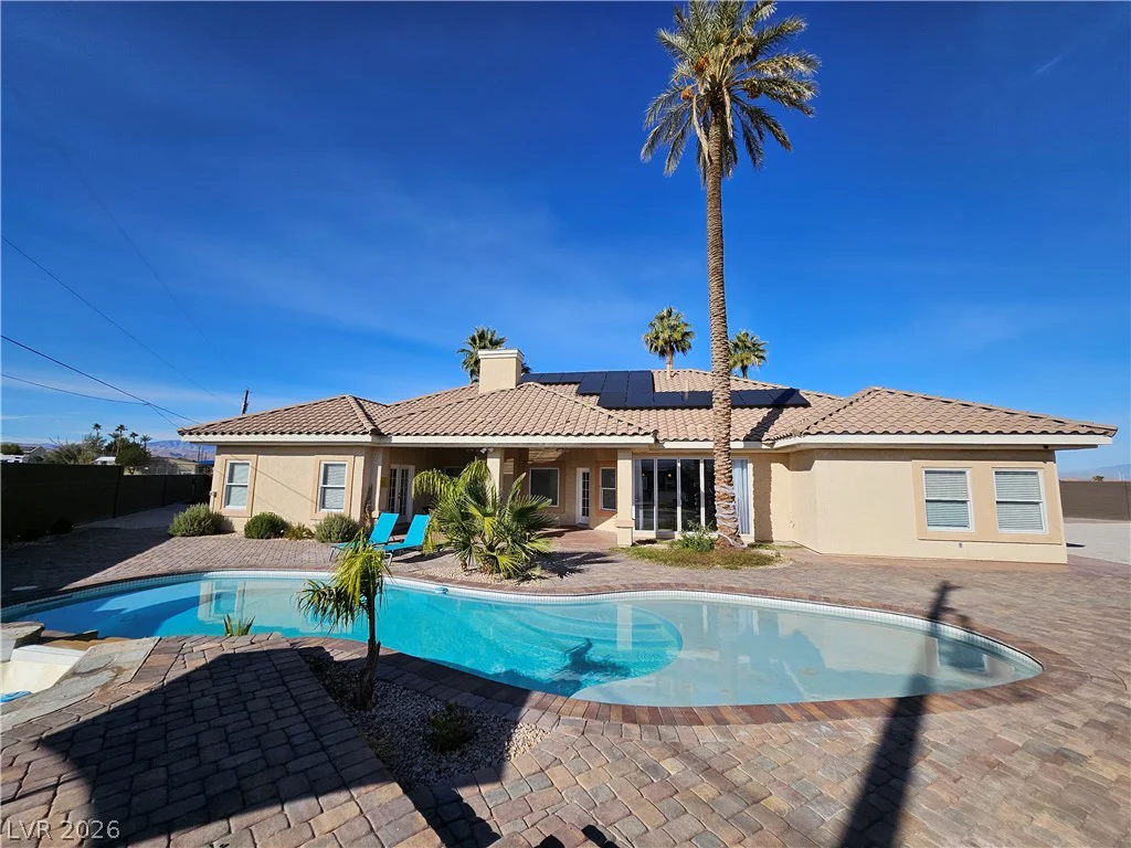 209 Irvin, Las Vegas, NV 89183