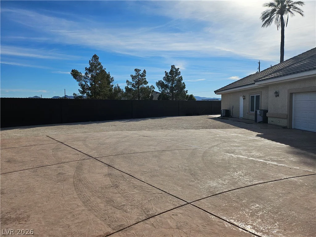 209 Irvin, Las Vegas, NV 89183