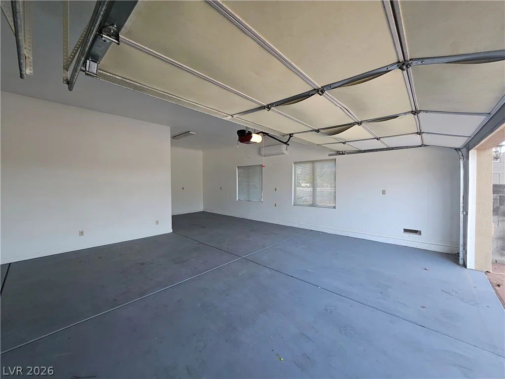 209 Irvin, Las Vegas, NV 89183