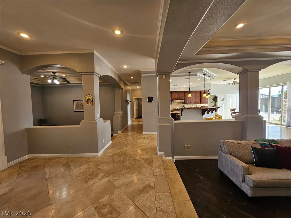 209 Irvin, Las Vegas, NV 89183