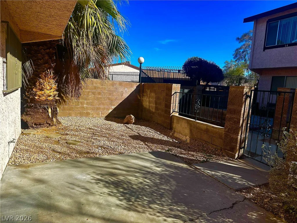 4338 Caliente, Las Vegas, NV 89119
