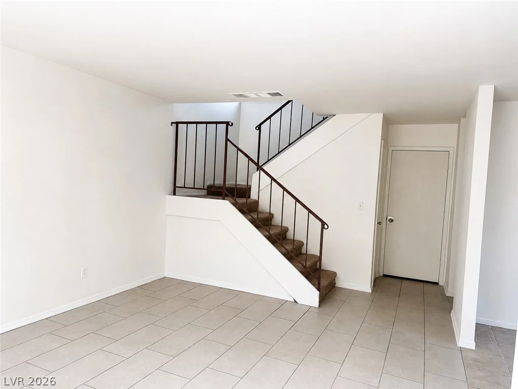 4338 Caliente, Las Vegas, NV 89119