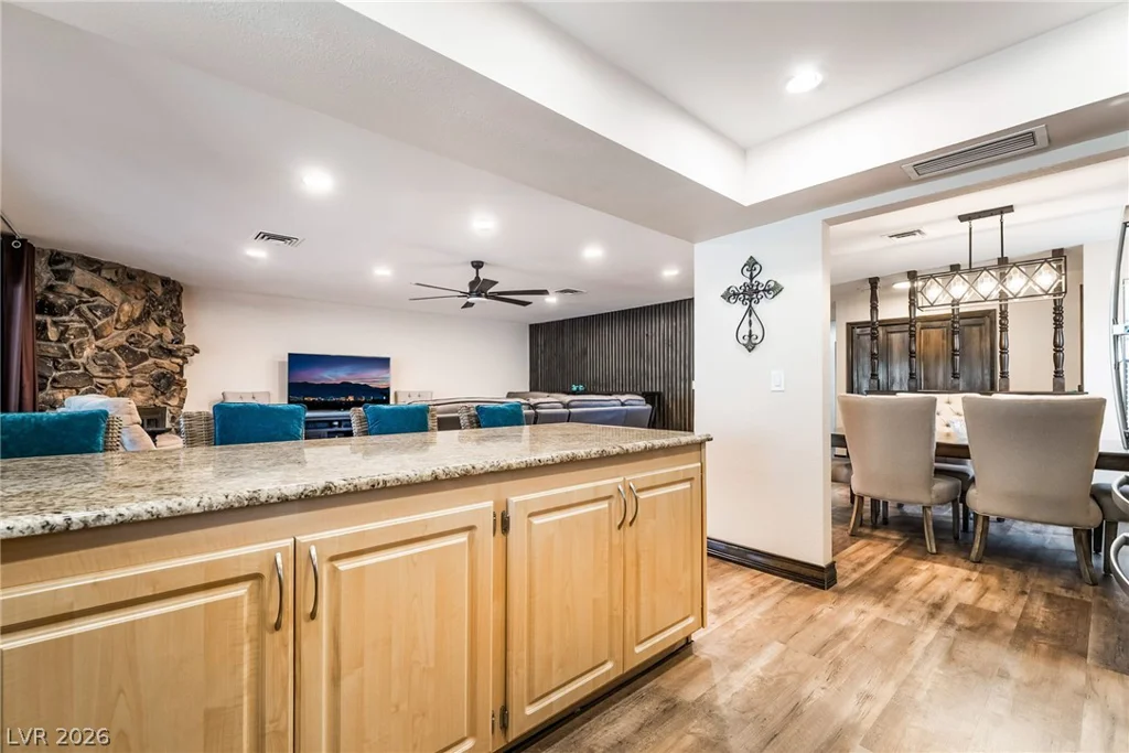 4211 Flamingo Crest, Las Vegas, NV 89121