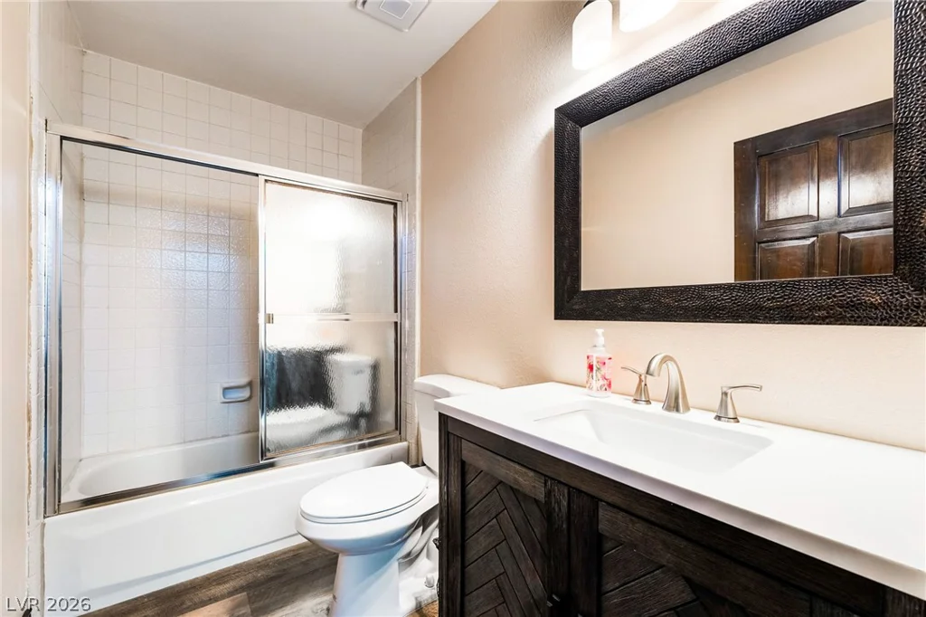 4211 Flamingo Crest, Las Vegas, NV 89121